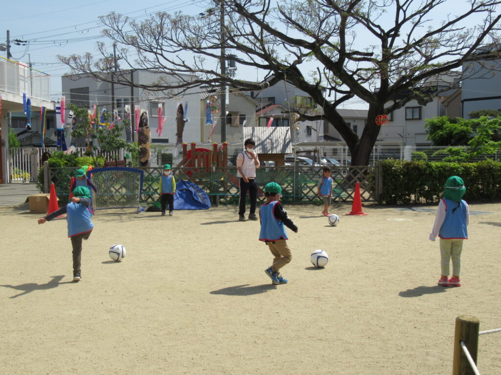 サッカークラブ始動 けやき 幼保連携型認定こども園 池田すみれこども園