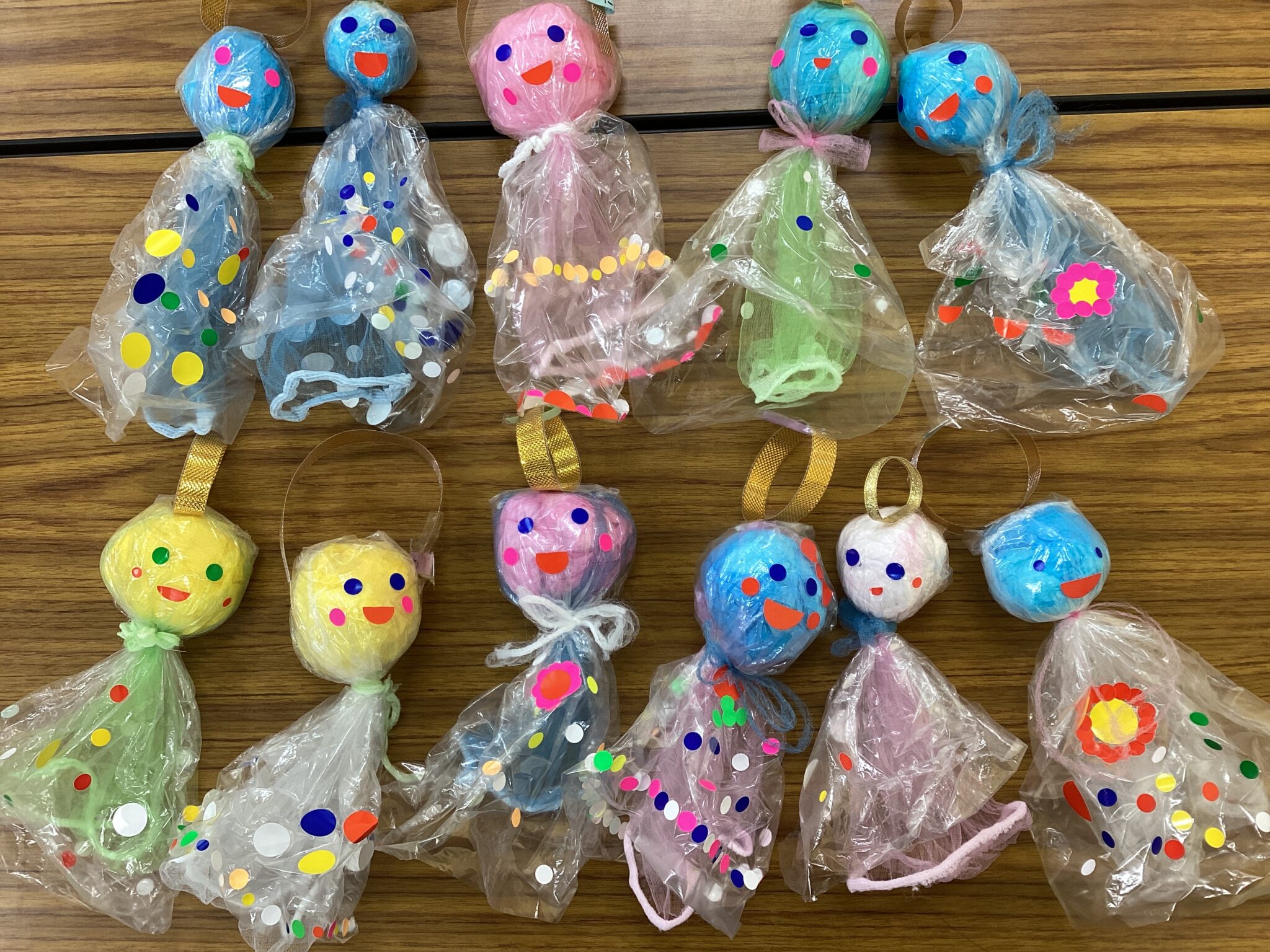 5月工作【てるてる坊主づくり】 | 神戸市立 灘の浜学童保育コーナー