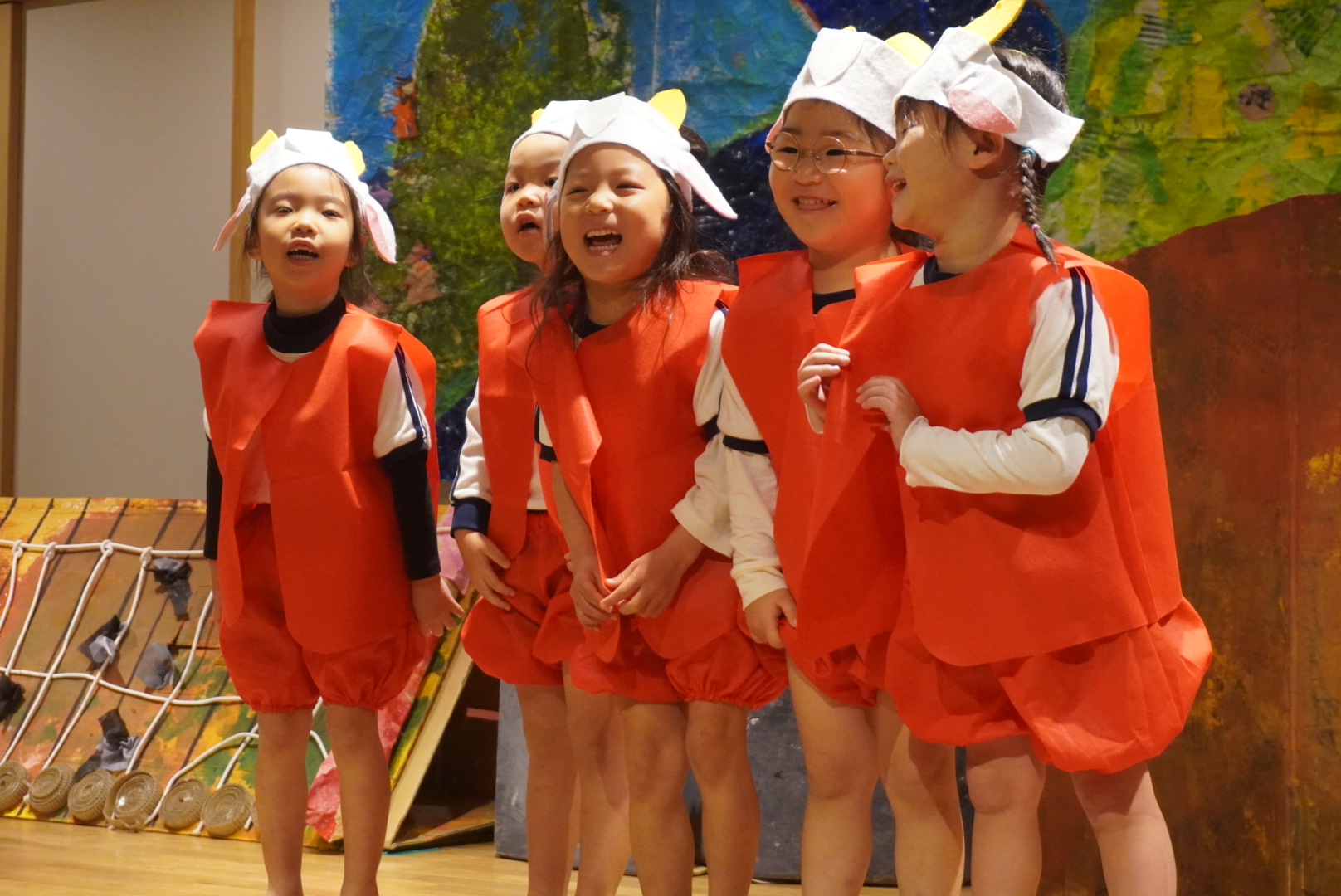 生活発表会～三びきやぎのがらがらどん（三歳児・さくら組） | 幼保